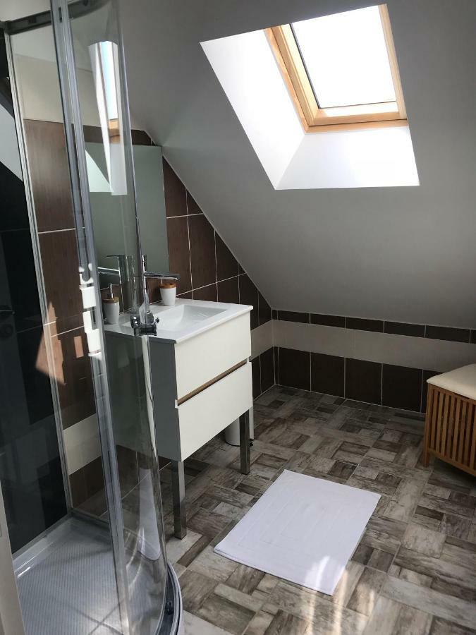 Gite 5 Pers Avec 2H Espace Bien-Etre Privatise Inclus Dans Le Prix De La Nuit 80M2 De Detente Équilly Eksteriør billede